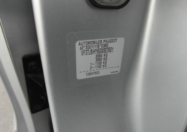 Peugeot Partner cena 48000 przebieg: 114000, rok produkcji 2016 z Kraków małe 667